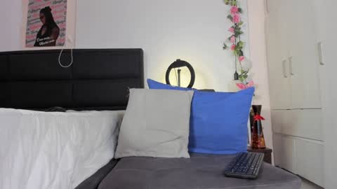 ximtia online show from 28, 1, 2025