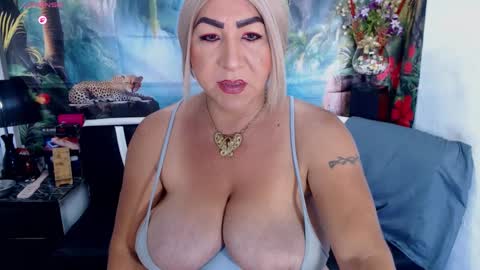 XIOMY   give LIKE on my page online show from 4, 10, 2025