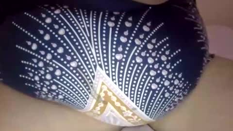 xjuicytits online show from 18, 2, 2026