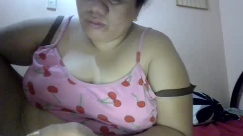 xjuicytits online show from 8, 6, 2026