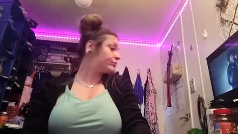 Snapshot of xkittymeowz chatting on 13, 5, 2026 xkittymeowz online show from 13, 5, 2026