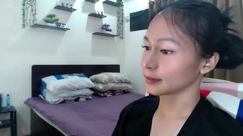 Snapshot of xlovely_destinyx chatting on 29, 5, 2026 Alice online show from 29, 5, 2026