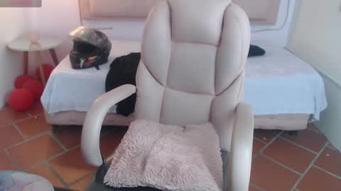 lunna online show from 28, 2, 2025