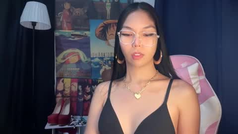 Snapshot of xmonica_cummerx chatting on 4, 2, 2025 Sweet Monica online show from 4, 2, 2025