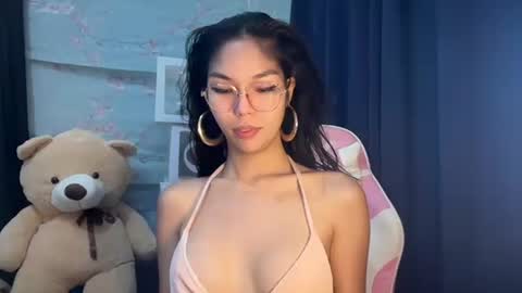 Snapshot of xmonica_cummerx chatting on 30, 9, 2025 Sweet Monica online show from 30, 9, 2025