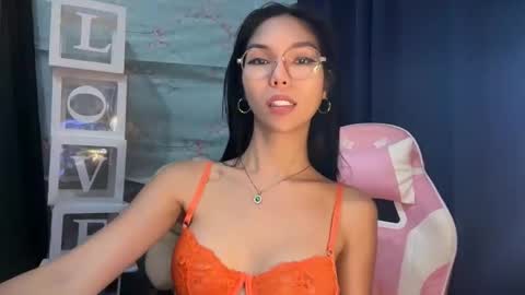Snapshot of xmonica_cummerx chatting on 27, 10, 2025 Sweet Monica online show from 27, 10, 2025
