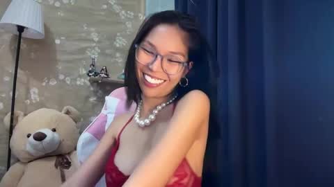 Snapshot of xmonica_cummerx chatting on 23, 11, 2025 Sweet Monica online show from 23, 11, 2025