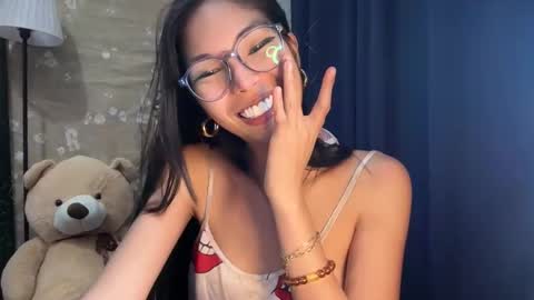 Snapshot of xmonica_cummerx chatting on 29, 11, 2025 Sweet Monica online show from 29, 11, 2025