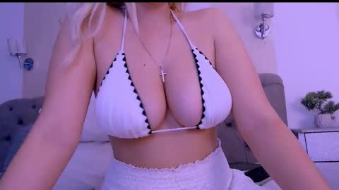 Naomi Nash online show from 10, 3, 2025