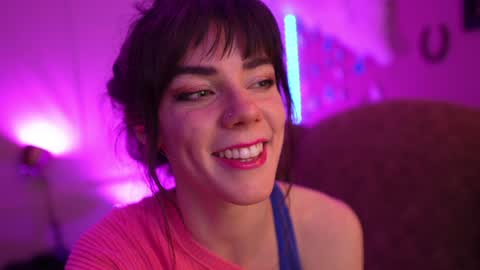 Bella Bondai online show from 17, 12, 2024