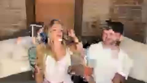 xoprincesspeachxo online show from 25, 7, 2026