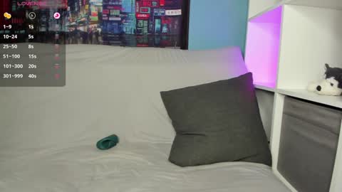 Mark online show from 14, 1, 2025