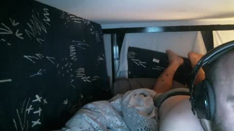 Snapshot of xredchestedx chatting on 9, 1, 2025 Red online show from 9, 1, 2025