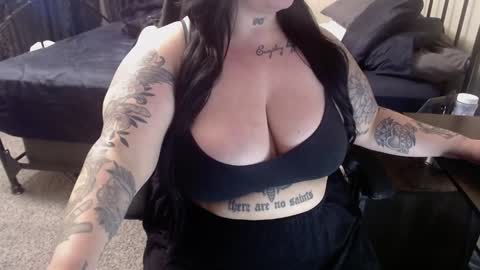 xorileyschembri online show from 5, 12, 2024