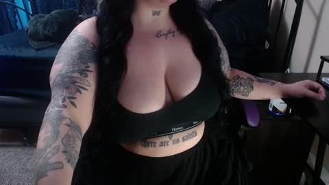 xorileyschembri online show from 8, 2, 2025