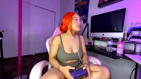 xStarGazingx online show from 16, 3, 2026