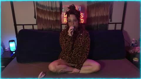 Snapshot of xtinasnowx chatting on 10, 3, 2026 xTinaSnowx online show from 10, 3, 2026