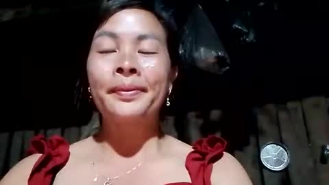 Snapshot of xuxulove00 chatting on 8, 6, 2026 xuxulove00 online show from 8, 6, 2026