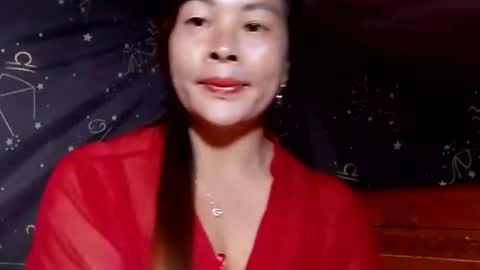 Snapshot of xuxulove00 chatting on 9, 6, 2026 xuxulove00 online show from 9, 6, 2026