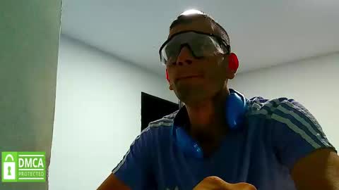 xuyeeg online show from 16, 2, 2025