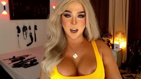 Snapshot of xworldclasskelly chatting on 16, 7, 2026 K E L L Y online show from 16, 7, 2026