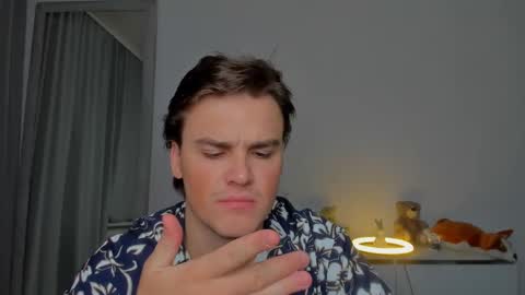 Snapshot of xx_raul_xx_ chatting on 22, 9, 2025 raul online show from 22, 9, 2025