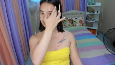 CHLOES ROOM online show from 19, 5, 2026