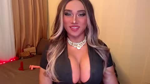 Snapshot of xxcinddyxx chatting on 3, 3, 2026 cinddy online show from 3, 3, 2026