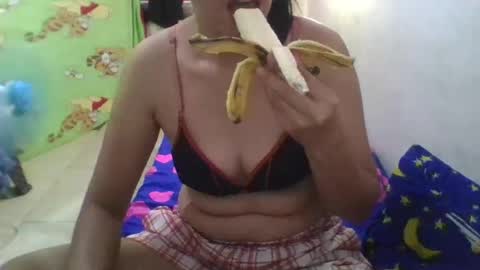 xxfergielisious online show from 18, 12, 2025