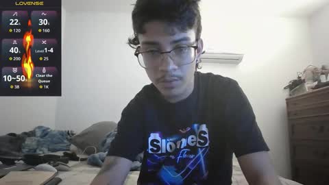 XxJasoneecxX online show from 16, 4, 2026