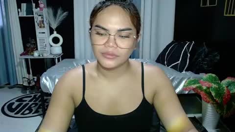 Kylie Smith online show from 11, 6, 2026