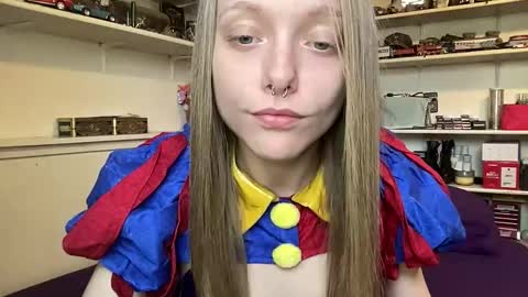 Snapshot of xxloveanastasia chatting on 16, 10, 2025 LoveAnastasia online show from 16, 10, 2025