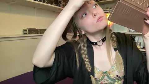 Snapshot of xxloveanastasia chatting on 12, 11, 2025 LoveAnastasia online show from 12, 11, 2025