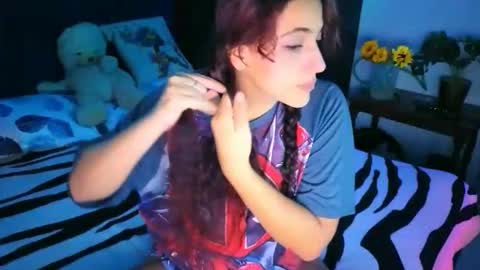 Snapshot of xxmaggieeexx chatting on 28, 11, 2025 mag online show from 28, 11, 2025