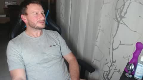 Snapshot of xxmettexx chatting on 15, 12, 2024 xxmettexx online show from 15, 12, 2024