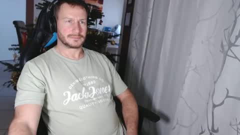 Snapshot of xxmettexx chatting on 2, 1, 2025 xxmettexx online show from 2, 1, 2025