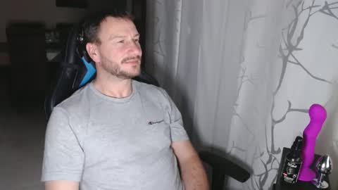 Snapshot of xxmettexx chatting on 2, 2, 2025 xxmettexx online show from 2, 2, 2025