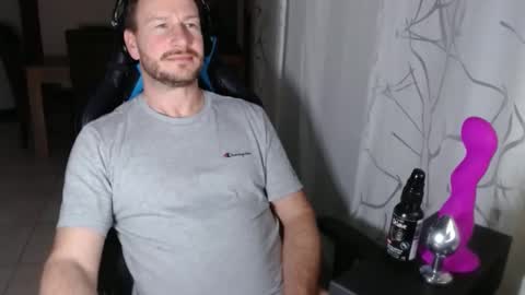 Snapshot of xxmettexx chatting on 3, 2, 2025 xxmettexx online show from 3, 2, 2025