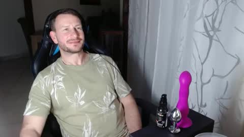 Snapshot of xxmettexx chatting on 9, 3, 2025 xxmettexx online show from 9, 3, 2025