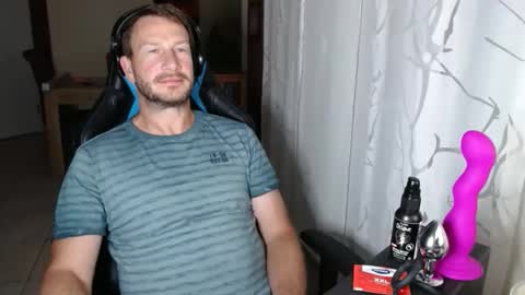 Snapshot of xxmettexx chatting on 14, 9, 2025 xxmettexx online show from 14, 9, 2025