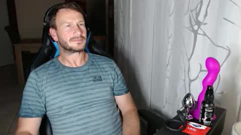 Snapshot of xxmettexx chatting on 18, 9, 2025 xxmettexx online show from 18, 9, 2025