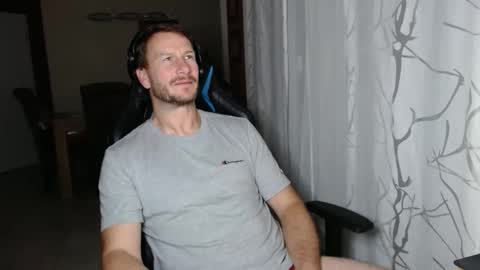 Snapshot of xxmettexx chatting on 11, 11, 2025 xxmettexx online show from 11, 11, 2025