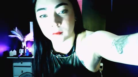 xxslutty kim online show from 11, 11, 2025