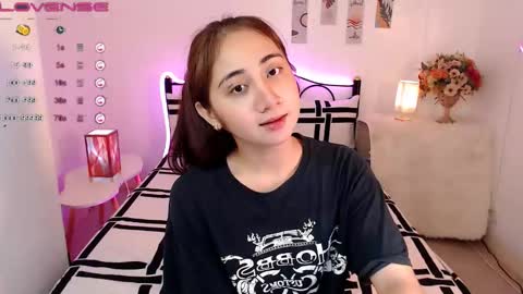 Snapshot of xxslutty_paula69 chatting on 13, 1, 2025 Pau Madrigal online show from 13, 1, 2025