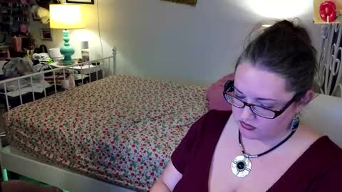 Strawberry Jane online show from 21, 3, 2026