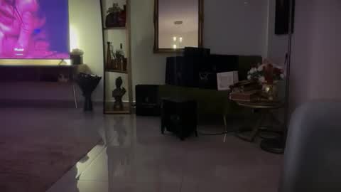 Mia and shawn online show from 15, 4, 2026