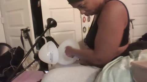 Danielle online show from 8, 3, 2025