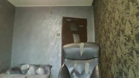 xxxdonpuiuuxxx online show from 4, 2, 2025