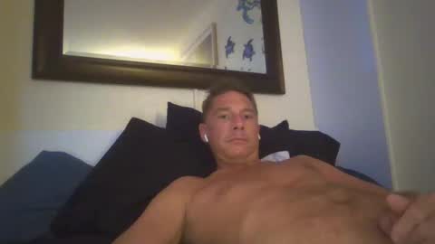 Snapshot of xxxelentdick chatting on 31, 1, 2025 deeeeznutz online show from 31, 1, 2025