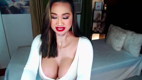 Snapshot of xxxgiganticoliviacummerxxx chatting on 14, 1, 2025 OLIVIA online show from 14, 1, 2025